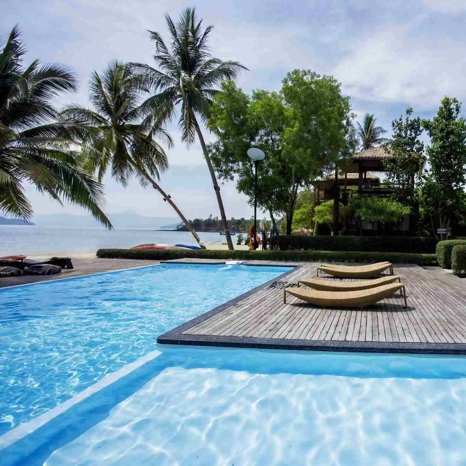 CGT - piscina lámina armada